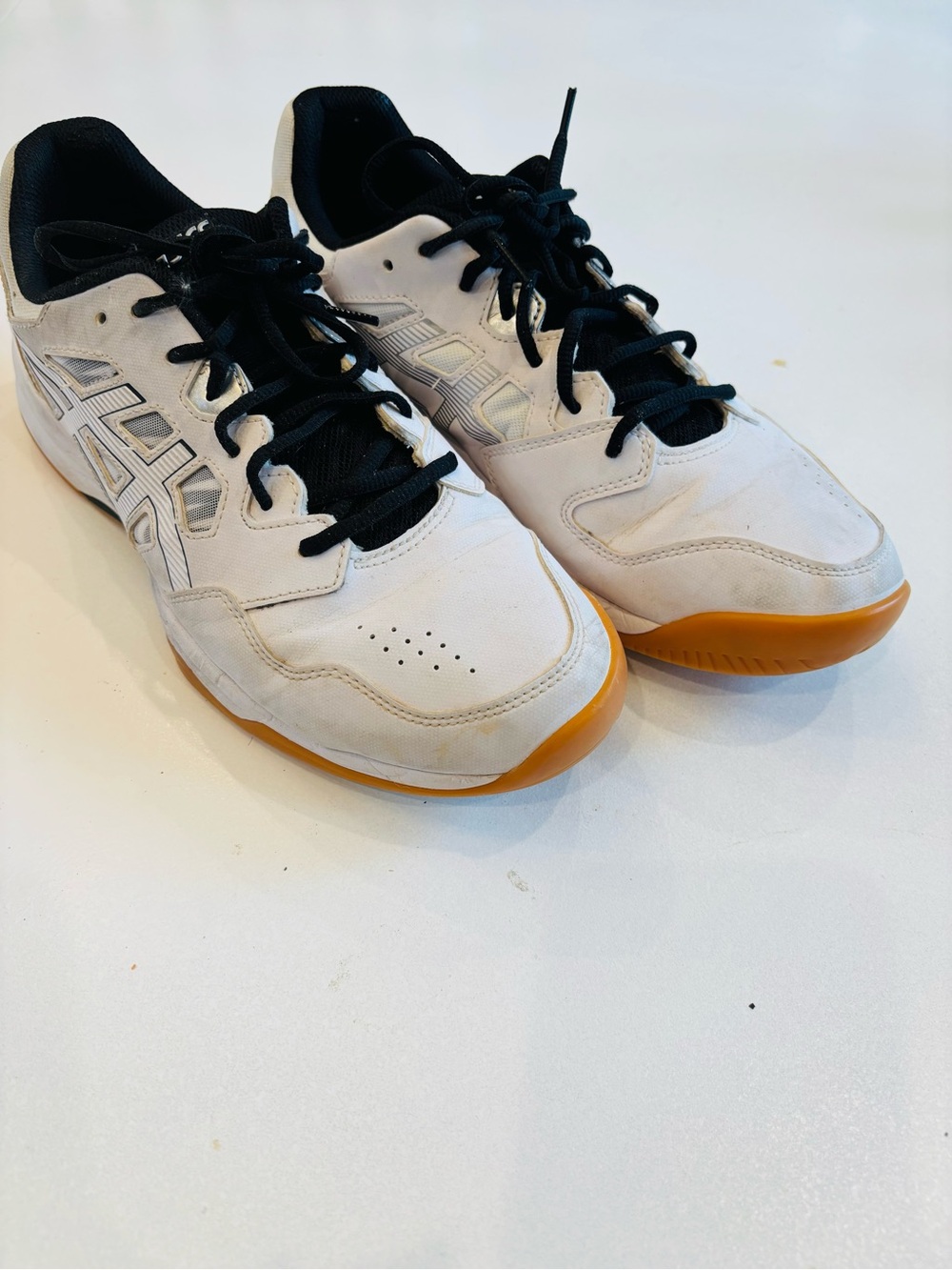 Asics Gel Renma Men’s White and Black Athletic Court Shoes size 11.5